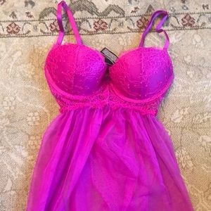 Victoria’s Secret lingerie 34B magenta with lace